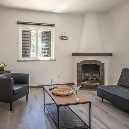 Pedro - Swimming Pool - By Bedzy Албуфейра