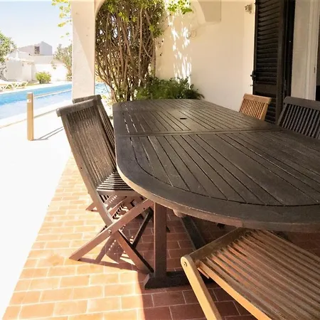 Pedro - Swimming Pool - By Bedzy 别墅