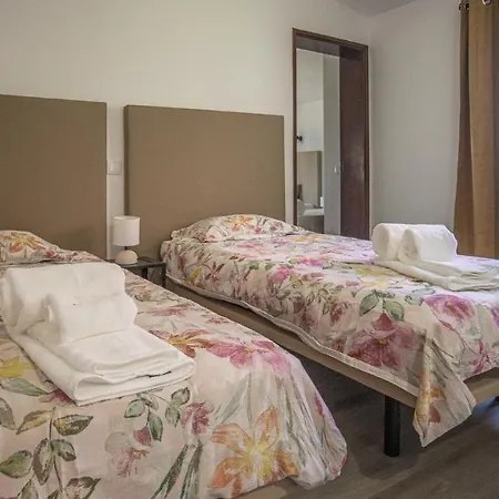 别墅 Pedro - Swimming Pool - By Bedzy